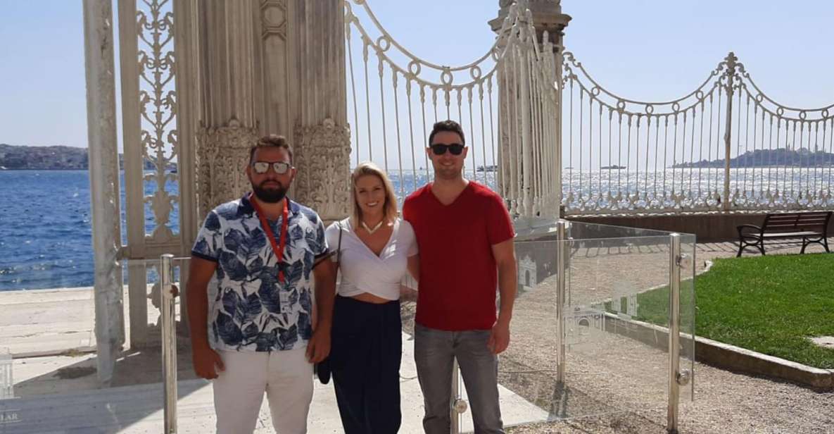 Istanbul: Best of the City Private Full-Day Walking Tour - Starting point at Alman Çeşmesi: your first win