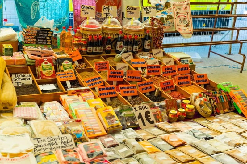 Istanbul: Blue Mosque, Basilica Cistern & Spice Bazaar Tour - What makes this tour feel worth it