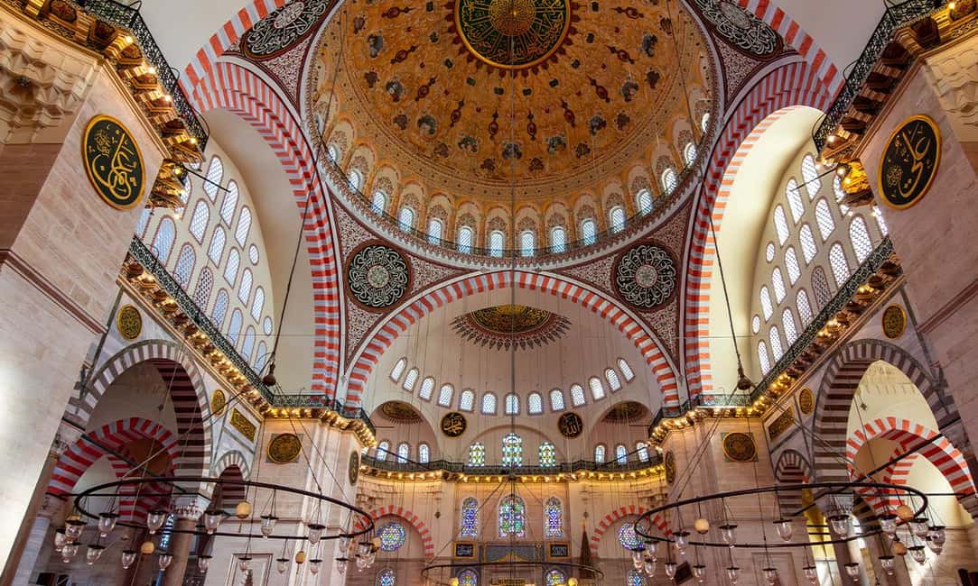 Istanbul: Blue Mosque Guided Tour & Süleymaniye Audio Guide - Meeting point: find Dsign Cafe by the Egyptian Obelisk