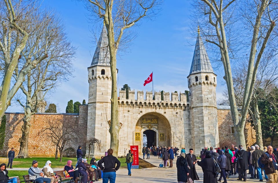Istanbul: Blue Mosque, Hagia Sofia & Topkapi Palace Day Tour - The Value: How $89 Turns Into a 9-Hour Istanbul Circuit