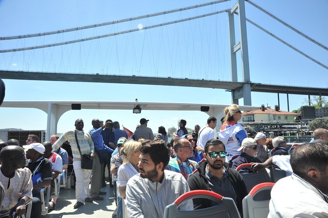 Istanbul: Bosphorus and Golden Horn Cruise with Audio Guide - From Cankurtaran (near Hagia Sophia) to the pier: the logistics that can make or break it