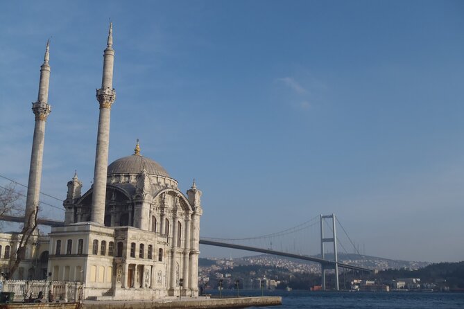 Istanbul Bosphorus and Two Continents Tour - The 2-hour Bosphorus cruise with live narration