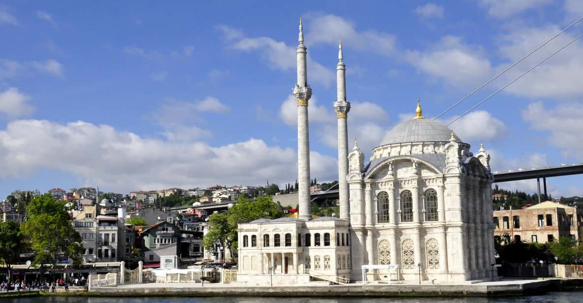 Istanbul: Bosphorus Boat Cruise - Bosphorus Boat Cruise: the value of seeing Istanbul from the water