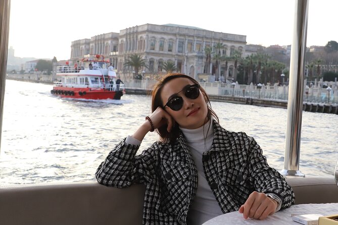 Istanbul Bosphorus Boat Tour and Golden Horn Cruise Day or Sunset - Getting There: Pickup Times, Meeting Point, and Return Transfer