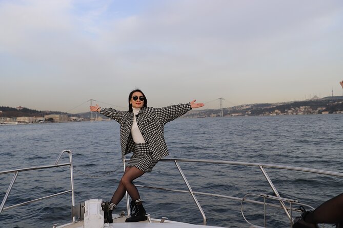 Istanbul Bosphorus Boat Tour and Golden Horn Cruise Day or Sunset - Dolmabahçe to Ortaköy: What You See on the European Side