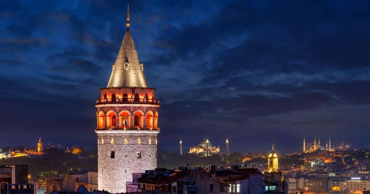 Istanbul: Bosphorus Cruise By Night - Night Bosphorus Cruise: Why Two Hours Feels Like the Right Length