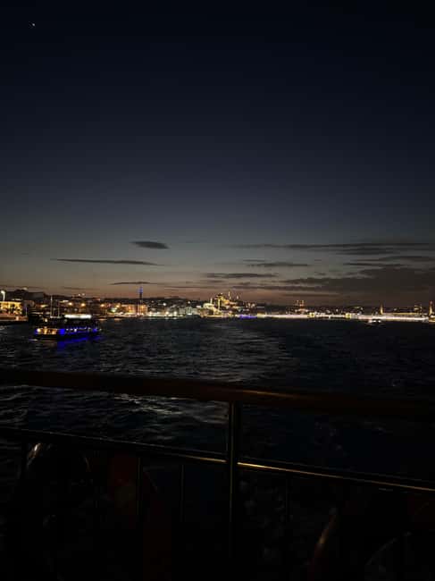 Istanbul: Bosphorus Cruise By Night - Tea, Cookies, and Your Best Photo Strategy on a Night Boat