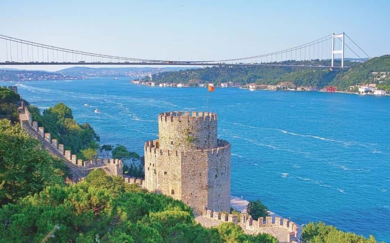Istanbul: Bosphorus Cruise, Golden Horn, & Pierre Loti Hill - Pierre Loti Hill: panoramic views, then the fast Eyüp Teleferik cable car down