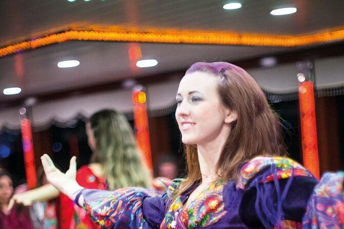 Istanbul Bosphorus Dinner Cruise and Turkish Night Show - Üsküdar and Kuzguncuk: Getting a Quieter Side of Istanbul