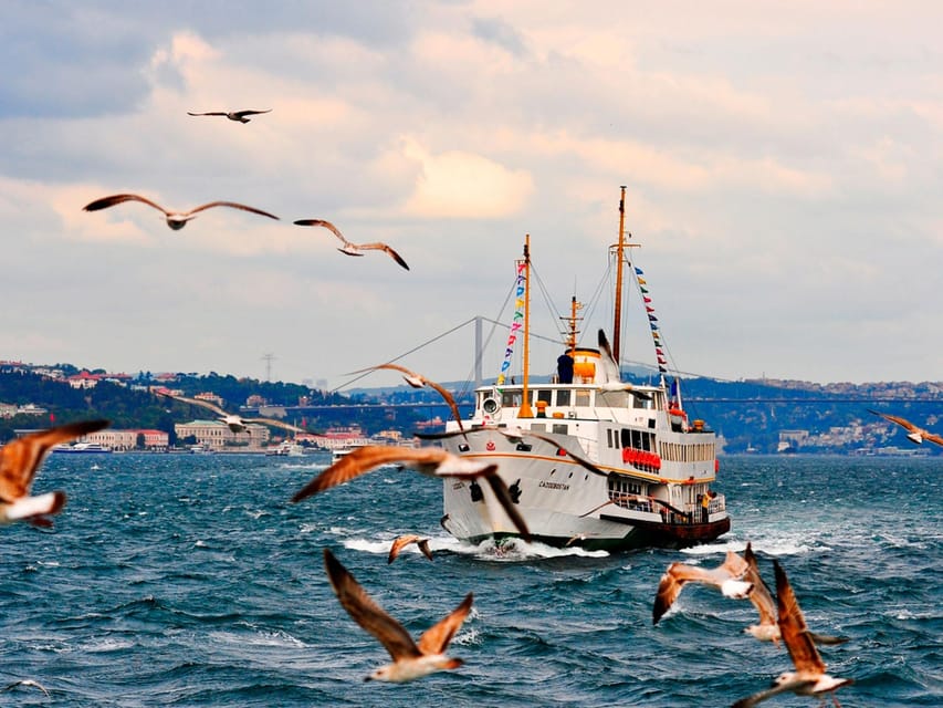 Istanbul: Bosphorus Dinner Cruise with Private Table & Show - Pickup and onboard flow: smooth when it works, imperfect when it doesn’t
