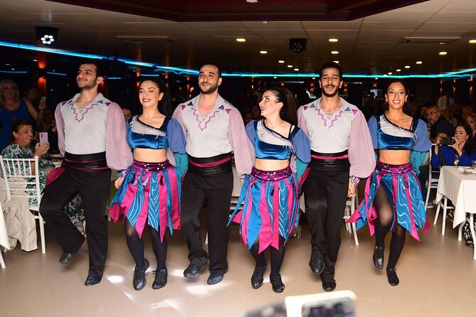 İstanbul Bosphorus Dinner Cruise with Traditional Turkish Show - Returning to Istanbul: the smooth wrap-up matters