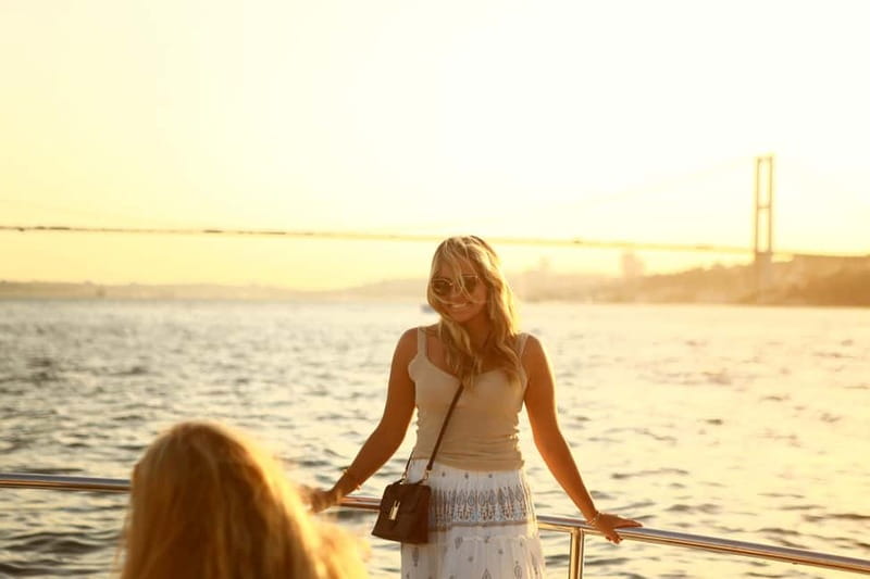 Istanbul: Bosphorus Private Guided Yacht Cruise with Snacks - Starting at Kuruçeşme Park and finding the yacht RIVER