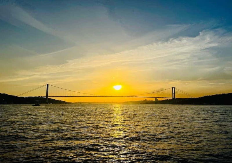 Istanbul: Bosphorus Private Guided Yacht Cruise with Snacks - Ending back at Kuruçeşme Park: calm time after a big day