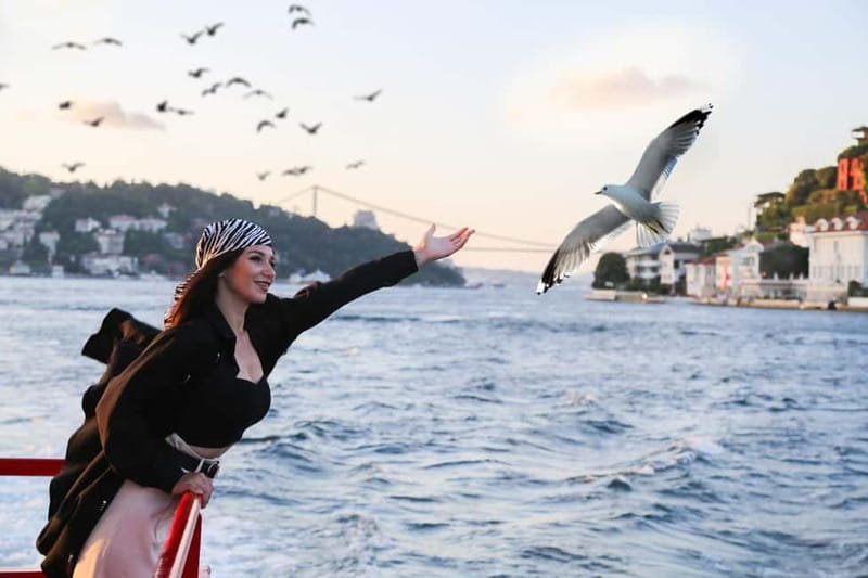 Istanbul: Bosphorus Sightseeing Cruise Tour with Audio Guide - First Views From the European Side: Galata Bridge to Galataport