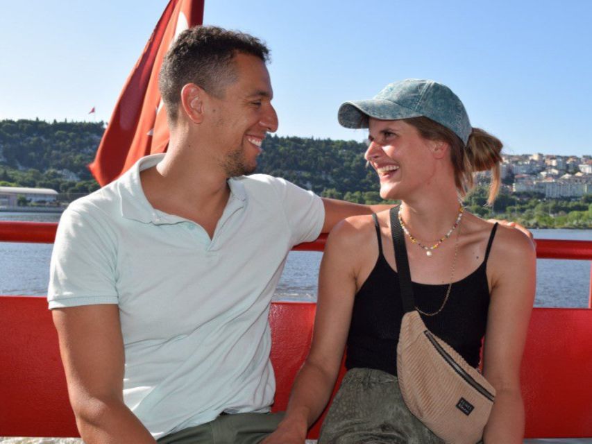 Istanbul: Bosphorus Sightseeing Cruise Tour with Audio Guide - Dolmabahçe, Beşiktaş, and Ortaköy Mosque: The Waterfront Gets Dramatic
