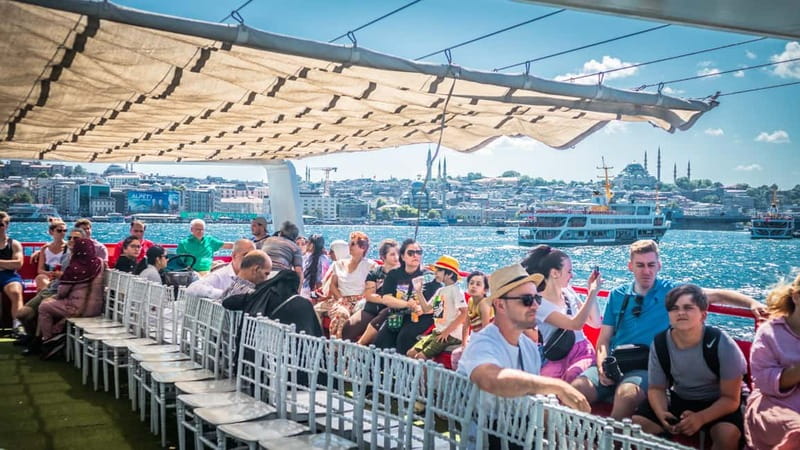 Istanbul: Bosphorus Sightseeing Cruise Tour with Audio Guide - Audio Guide on Your Phone: How to Get the Most From 11 Languages