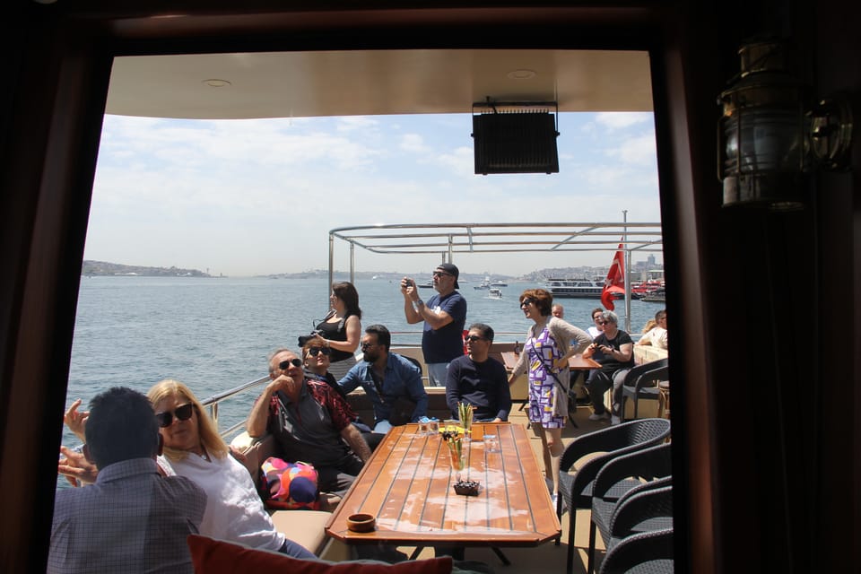 Istanbul: Bosphorus Strait and Black Sea Lunch Cruise - Why this Istanbul lunch cruise feels like a smart reset