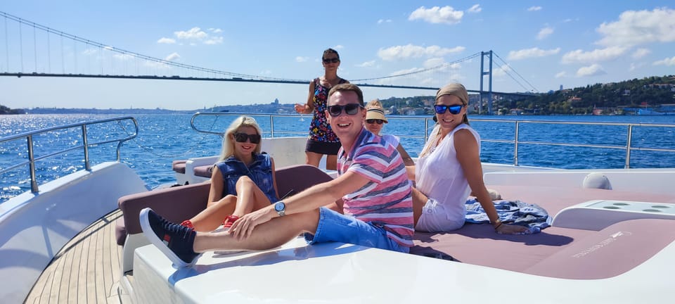 Istanbul: Bosphorus Strait and Black Sea Lunch Cruise - Getting to Kabataş İskelesi and pacing your day
