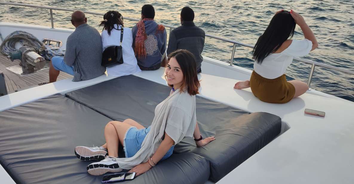 Istanbul: Bosphorus Sunset Cruise on Yacht with Live Guide - Key highlights you’ll actually care about