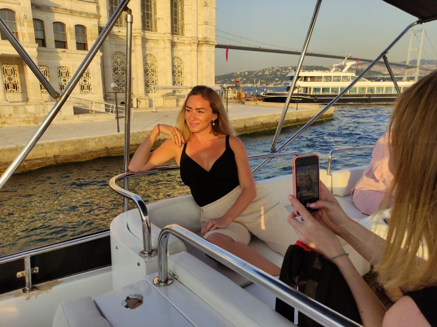 Istanbul: Bosphorus Sunset Cruise with Snacks and Wine - Why This Bosphorus Sunset Cruise Works (Even If You’re Short on Time)