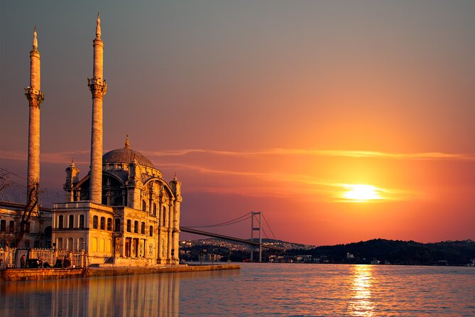 Istanbul Bosphorus Sunset Yacht Cruise with Snack and Refreshment - Snack and refreshment: what’s included, and how to plan your appetite