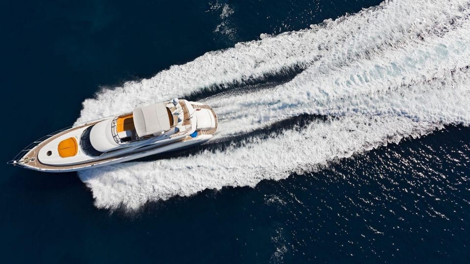 Istanbul: Bosphorus Yacht Cruise - Beylerbeyi Palace and the Asian shoreline finish: a strong closing act