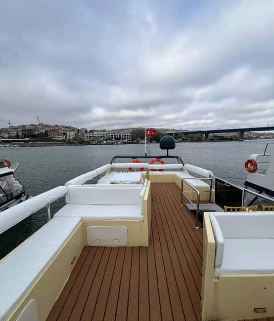 Istanbul: Bosphorus Yacht Cruise with Golden Horn View - Key Things You’ll Notice on This Bosphorus Cruise