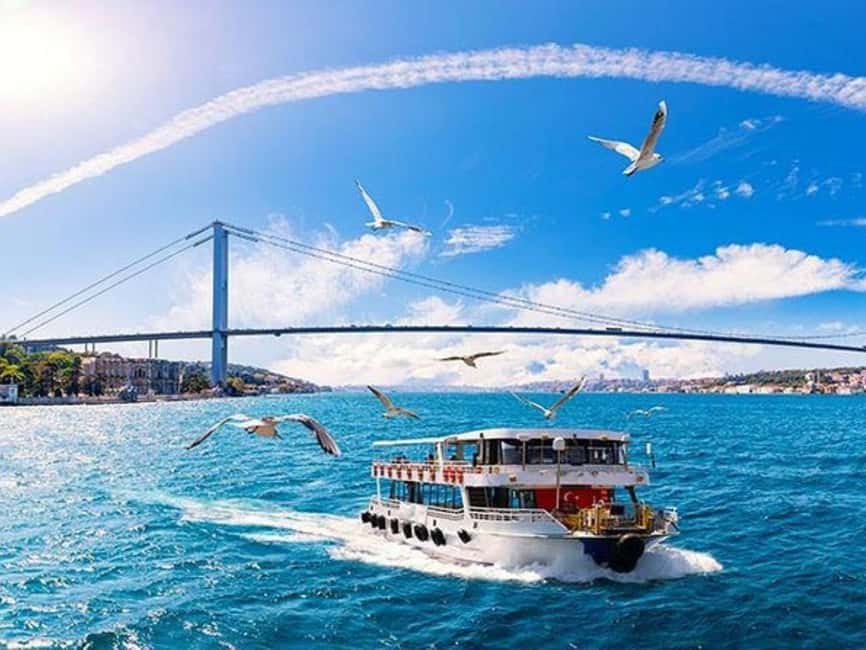 Istanbul: Bosphorus Yacht Cruise with Golden Horn View - Rumeli Hisarı and the Fortresses Mood: The Water Adds Drama