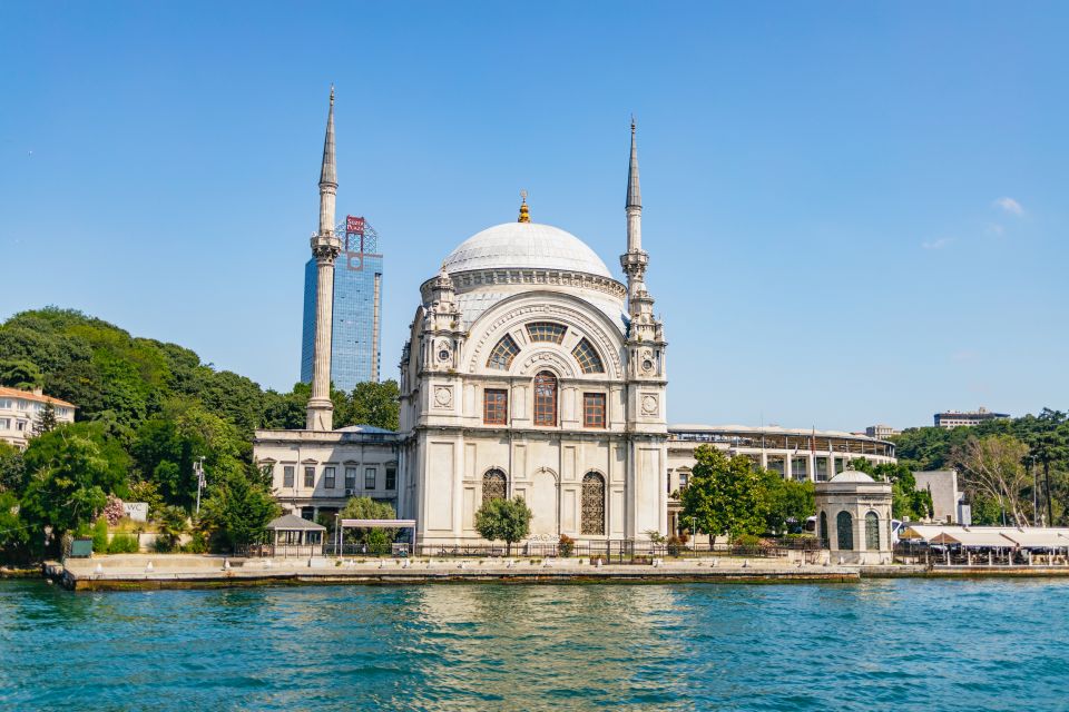 Istanbul: Bosphorus Yacht Cruise with Stopover on Asian Side - Key points before you go