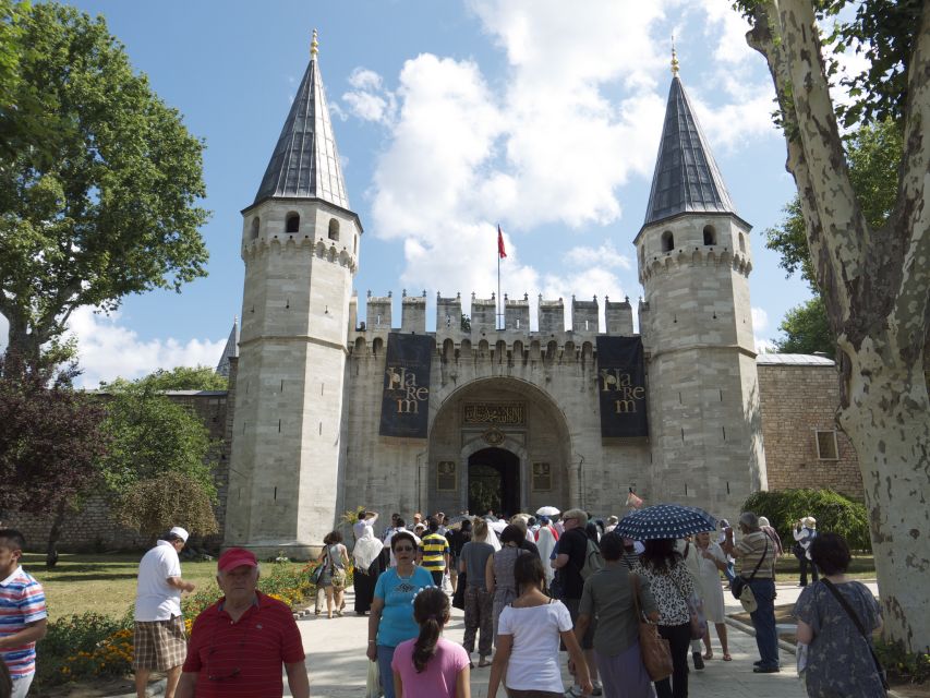 Istanbul: Byzantine and Ottoman Relics Tour with Local Guide - Grand Bazaar shopping time: a plan that prevents chaos