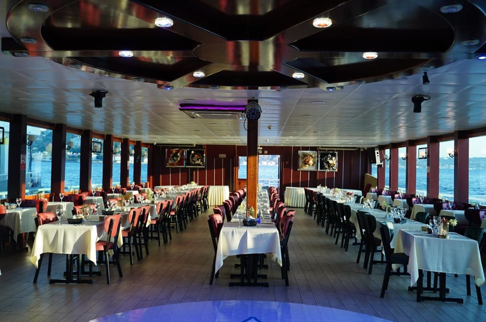 Istanbul City Sightseeing Tour & Turkish Dinner & Show - Dinner cruise show: 4 courses, soft drinks, and a real seating challenge