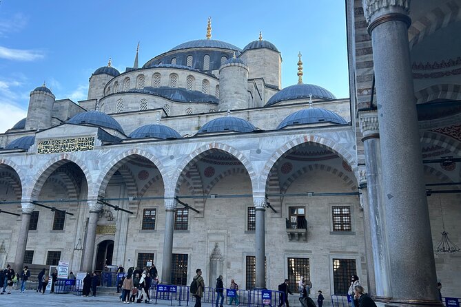 Istanbul City Tour W/ Fast Track Basilica Cistern W/ Small Group - Spice Bazaar (Mısır Çarşısı): shopping help with real guidance
