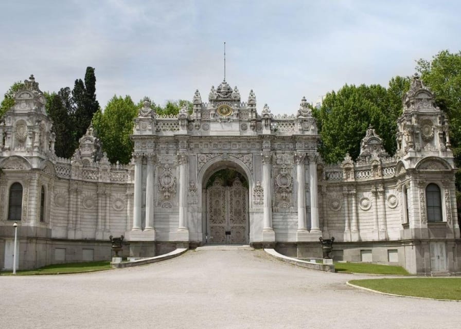 Istanbul Combo: Topkapi Palace & Dolmabahce Palace - Two palaces, one day: how this combo actually works