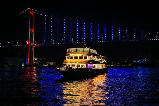 Istanbul Dinner Cruise Entertaintment with Private Tables - Views of Ottoman palaces and bridges: what you’re actually seeing