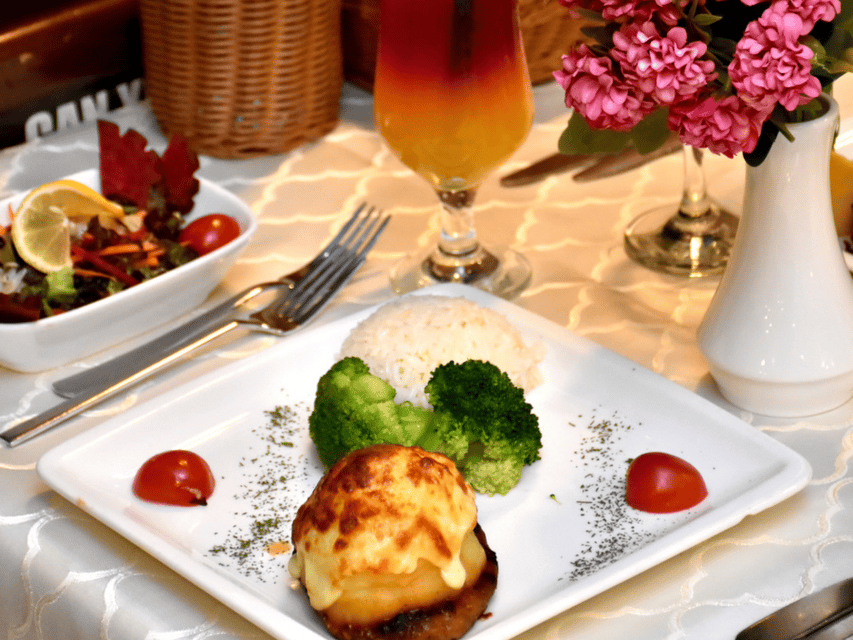 Istanbul: Dinner Cruise with Hotel Pickup & Optional Drinks - Should you book this Istanbul dinner cruise?