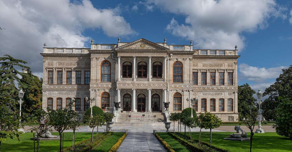 Istanbul: Dolmabahce Palace Tour and Bosphorus Yacht Cruise - Entering Dolmabahçe Palace: Ottoman court life in European clothes