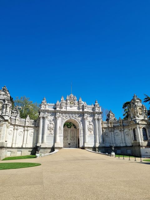 Istanbul: Dolmabahçe Palace Tour and Sunset Yacht Cruise - Dolmabahçe Palace for real: Ottoman power in a guided setting