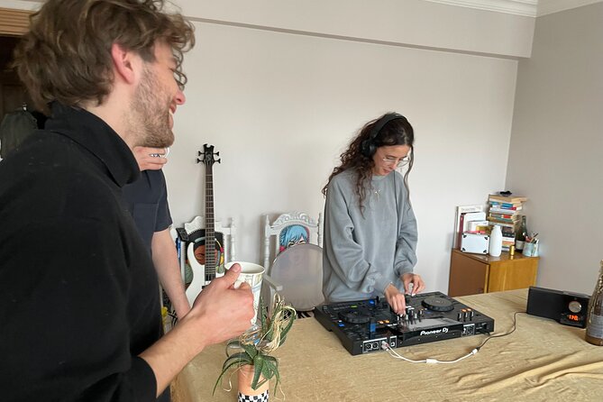 Istanbul Electronic Music and Culture Workshop From Local DJ - Getting There in Acıbadem: Timing and Transit Reality