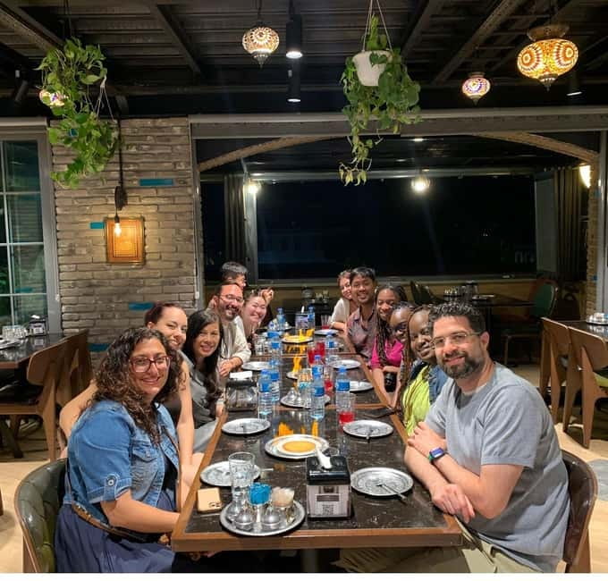 Istanbul: Enjoy Turkish Food Like a Local (Lunch/Dinner) - Sirkeci meet-up: the easiest way to start eating fast