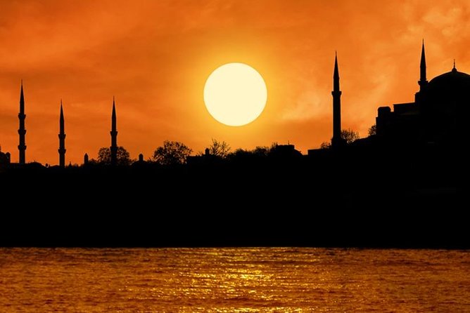 Istanbul Evening Sightseeing and Food Tasting Tour - The evening start: pickup in Istanbul and why Taksim Square matters