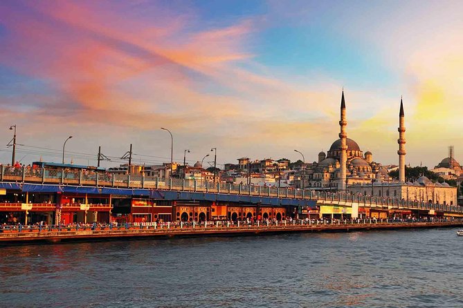 Istanbul Evening Sightseeing and Food Tasting Tour - Cig kofte: the hands-on bite that sets the whole tone