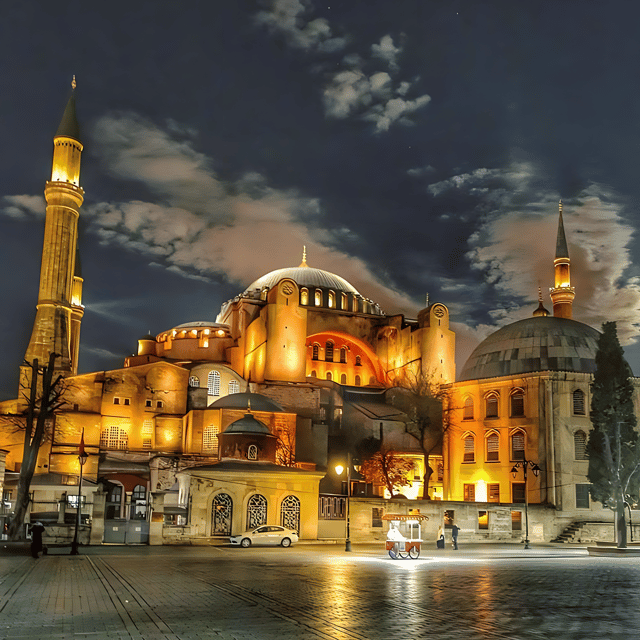 Istanbul: Exclusive Istanbul Night Tour with Private VIP Car - Price and Value for a Private Group Up to 4