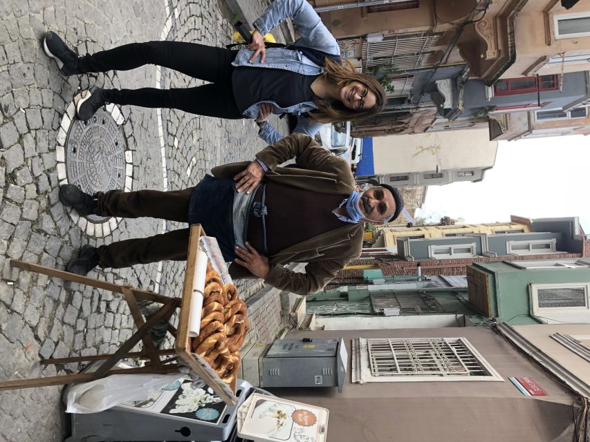 Istanbul: Fener, Balat, Old Greek and Jewish Quarter Tour - Fener’s Photo Stops: Ottoman Houses, Stairs, and Neighborhood Life