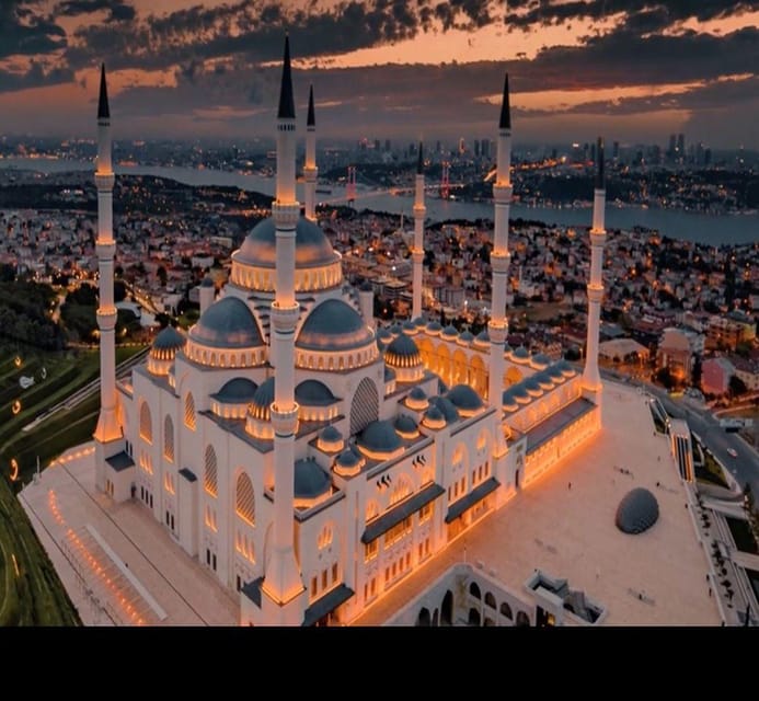 Istanbul: Full-Day 2-Sides City Tour with Lunch & Boat Tour - Çamlıca Hill and the Big Çamlıca Mosque: Istanbul From High Ground