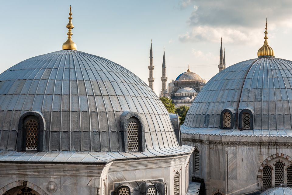 Istanbul: Full-Day Best Highlights Small Group Tour - Topkapi Palace: Big Time at the Former Sultans’ Residence