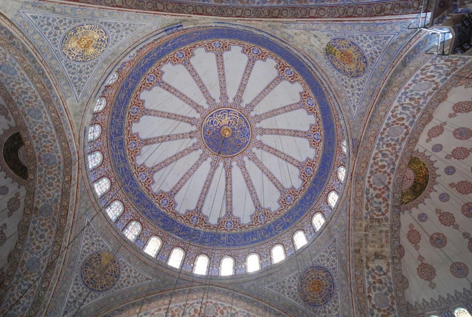 Istanbul Full Day Byzantine & Ottoman Traces Tour - Topkapi Palace and the Harem: Power You Can Walk Through