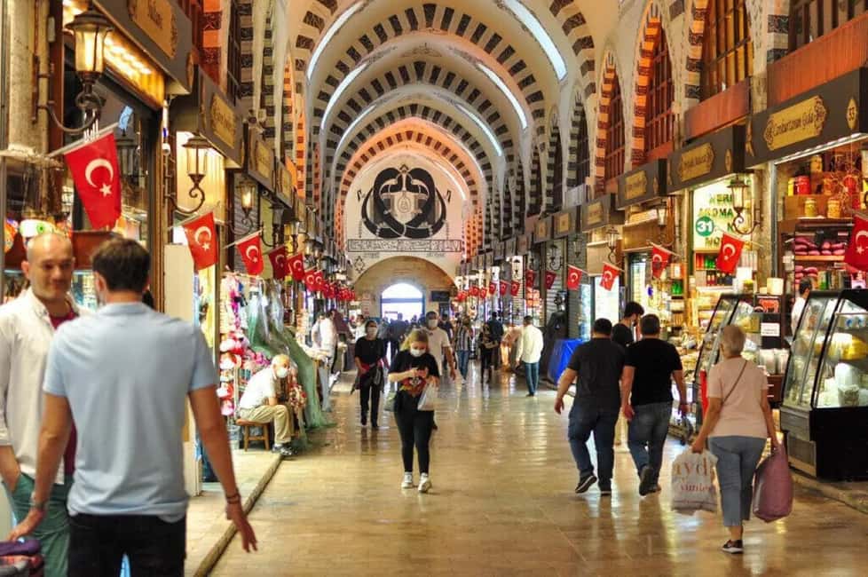 Istanbul: Full-Day Old City Tour And Sunset Bosphorus Cruise - Balat and Fener: neighborhood walking that actually helps you “read” Istanbul