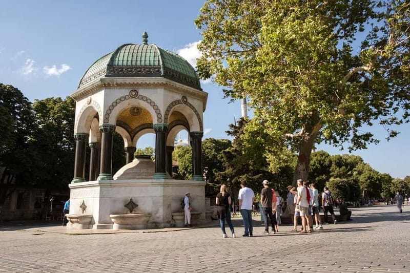 Istanbul: Full Day Private Guided Tour for Iconic Landmarks - Dress Code and Rules: The Stuff That Can Derail a Fantastic Day