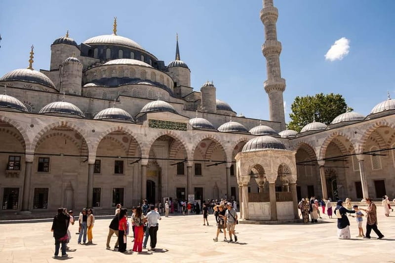 Istanbul: Full Day Private Guided Tour for Iconic Landmarks - Basilica Cistern: The Subterranean Palace and the Medusa Heads