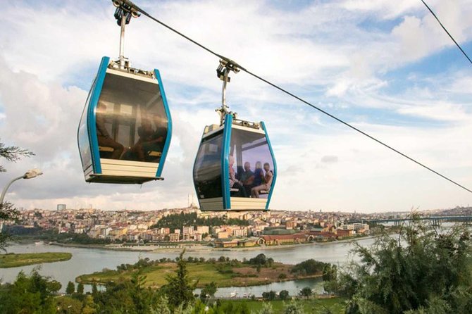 Istanbul Gold Combo - Bosphorus Strait Cruise: Europe, Asia, and Photo Stops on the Water